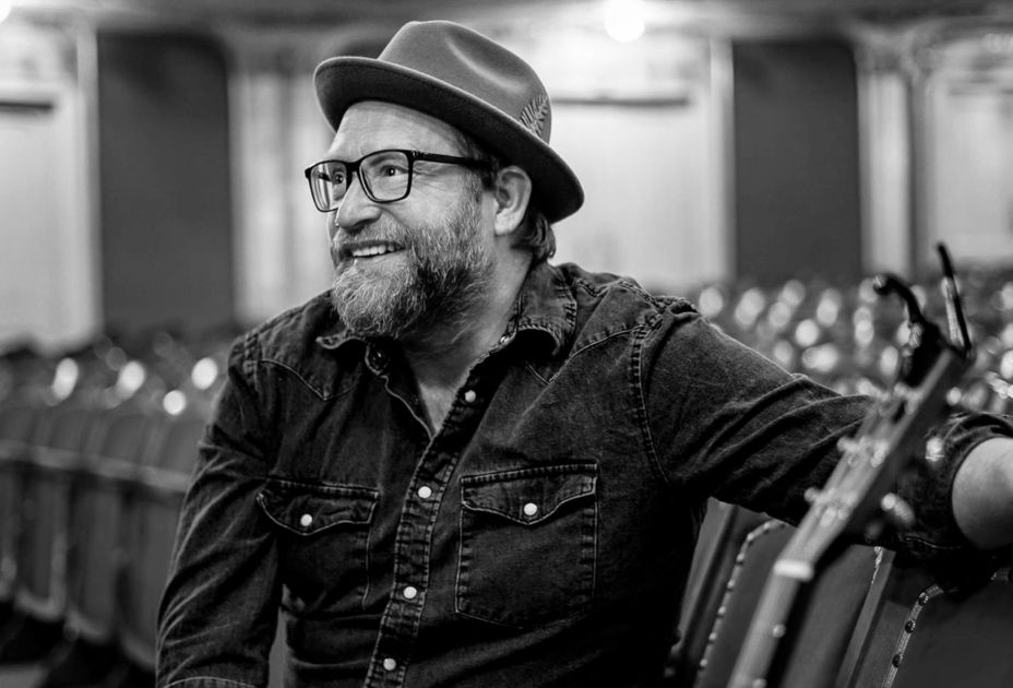 pressefoto_gregormeyle-sw.jpg pressefoto_gregormeyle-sw.jpg