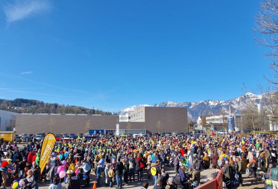 Kinderumzug Gisingen.JPG