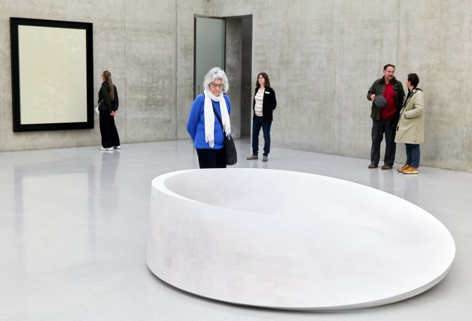 AusstellungserÃ¶ffnung Koo Jeong A