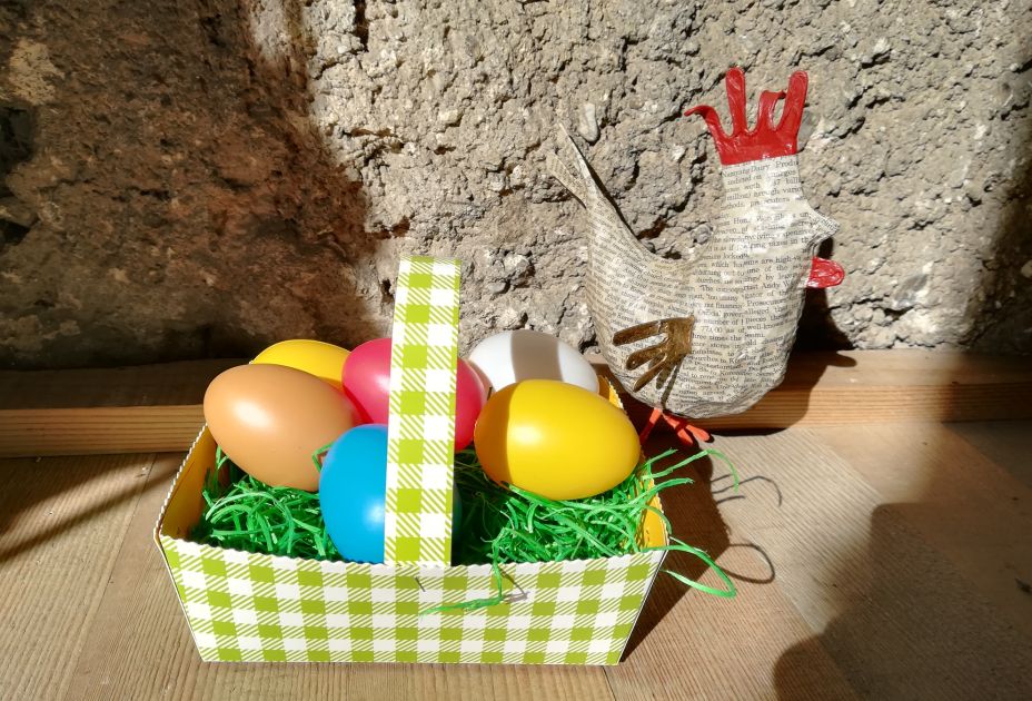 Ostereiersuche Schattenburg Ostereiersuche_auf_der_Schattenburg_Schattenburgmuseum__c__Michaela_Doppelbauer.jpg