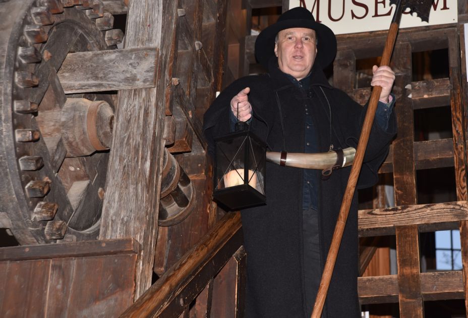 2025 SB Nachtwaechterfuehrung__c__Schattenburgmuseum_Michaela_Doppelbauer.jpg 2025 SB Nachtwaechterfuehrung__c__Schattenburgmuseum_Michaela_Doppelbauer.jpg