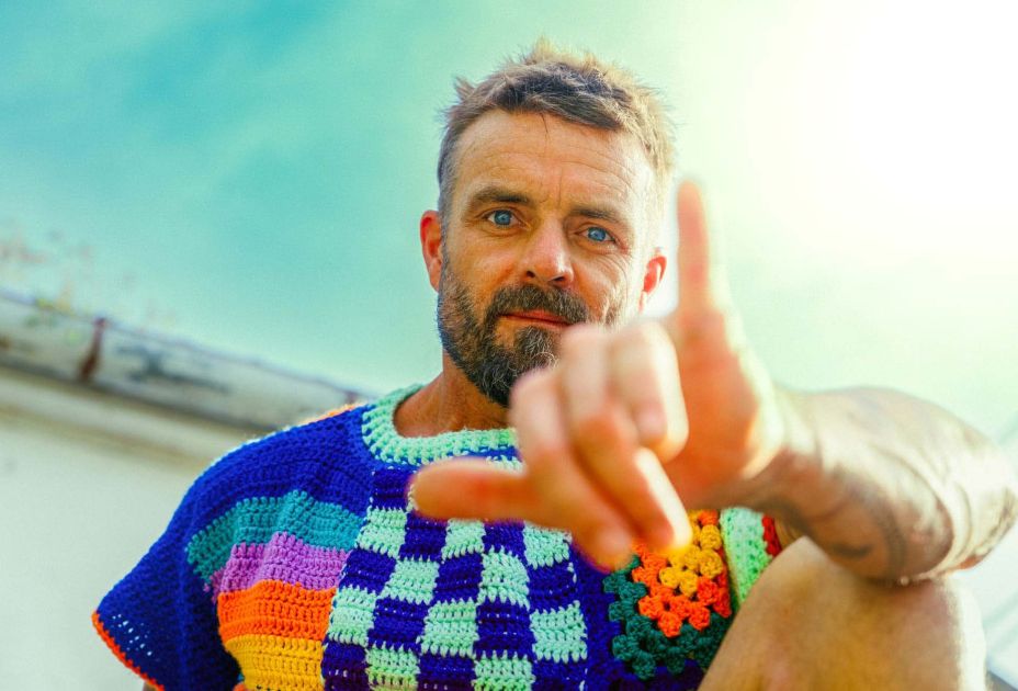 Poolbar_Xavier Rudd.jpeg