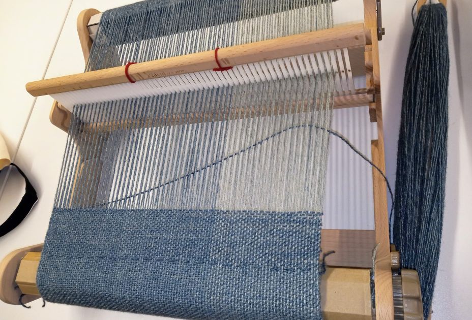 2025_Nr.4_Weben__November_2025__Foto-Karin_Maeser_.jpeg 2025_Nr.4_Weben__November_2025__Foto-Karin_Maeser_.jpeg