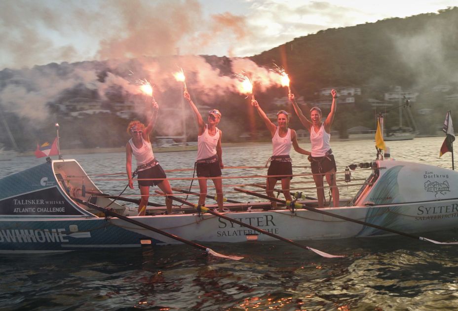 Die Wellenbrecherinnen