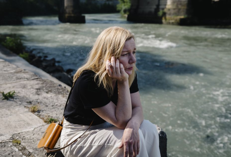 Ingeborg_Bachmann_Jemand_der_einemal_ich_war_Still__©_Elliott_Kreyenberg.jpg Ingeborg_Bachmann_Jemand_der_einemal_ich_war_Still__©_Elliott_Kreyenberg.jpg