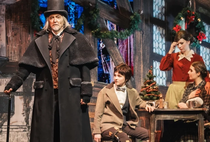 Weinachtsgeschichte.webp Weinachtsgeschichte.webp