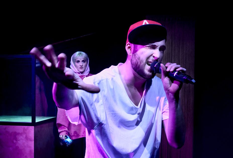 toxicâ¬Â®anjakoehler_240192slider.jpg toxicâ¬Â®anjakoehler_240192slider.jpg