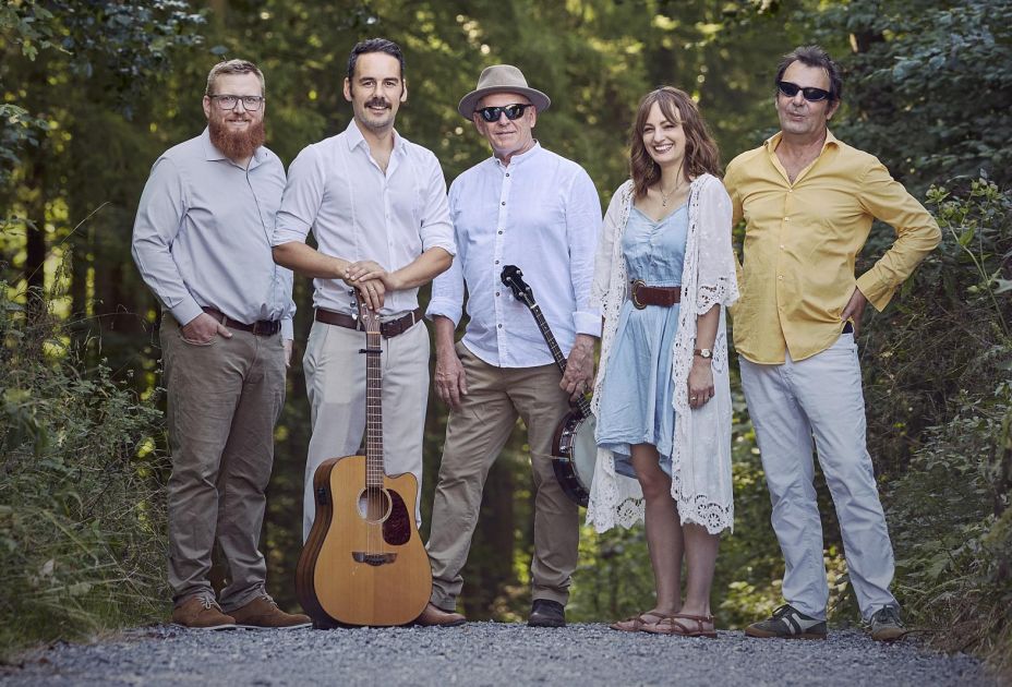 2026_saumarkt_Of Horses an Men.jpg 2026_saumarkt_Of Horses an Men.jpg