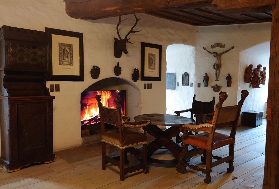 2025_Die_Burg_im_Winter_Schattenburgmuseum__c__Michaela_Doppelbauer.JPG 2025_Die_Burg_im_Winter_Schattenburgmuseum__c__Michaela_Doppelbauer.JPG