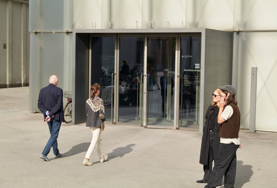 Vor dem KUB Vor dem KUB