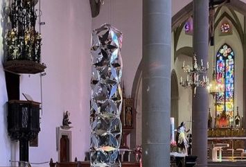 Spiegelsäule (c) Martin Häusle.jpeg Spiegelsäule (c) Martin Häusle.jpeg