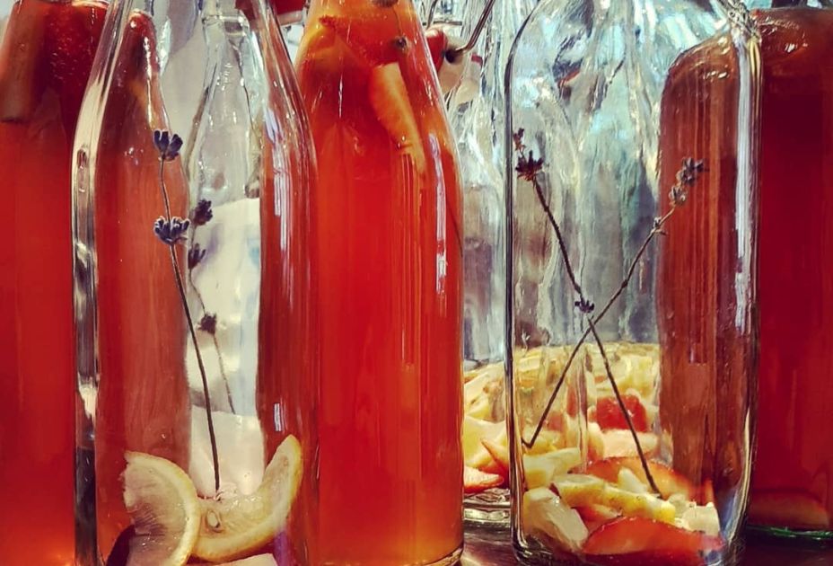 Kombucha Sanjay Bösch.jpg Kombucha Sanjay Bösch.jpg