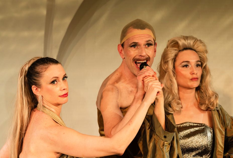 walktanztheater.com: SONNE / LUFT 5578-SOMMER-LUFT-WALK-PRESSSEcFlorian-Koller-Mistura-OG-54.jpeg