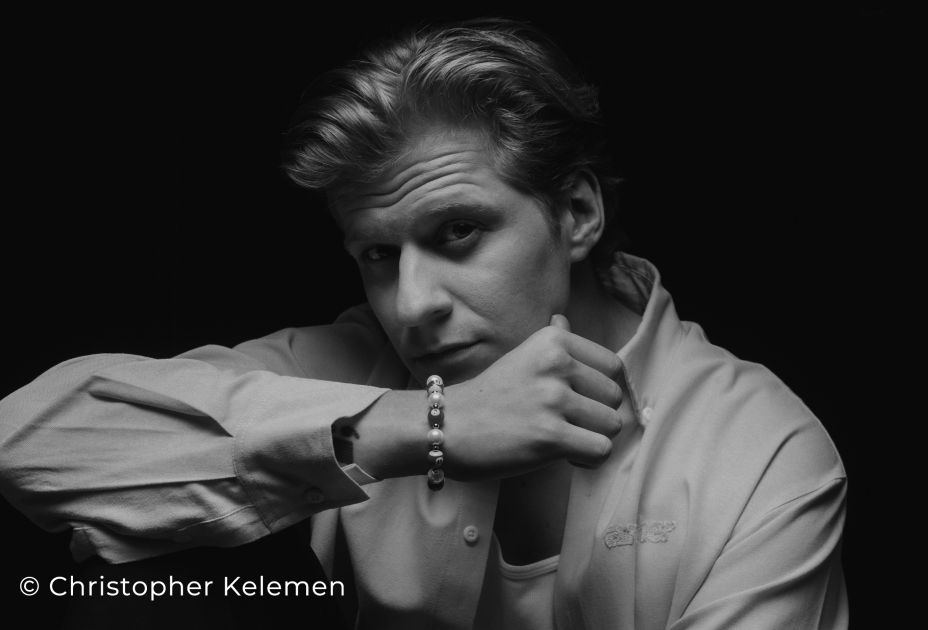 pressefoto_thorsteinneinarsson-sw.jpg pressefoto_thorsteinneinarsson-sw.jpg