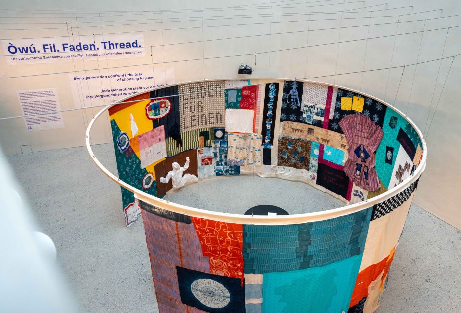 Ausstellungsansicht owu fil faden thread Ausstellungsansicht owu fil faden thread