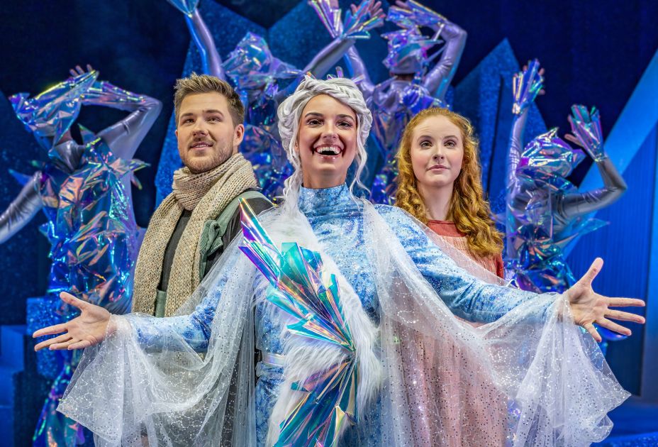 Schneekönigin MHF_Schneekoenigin_-_das_Musical_Pressebild_01_quer.jpg