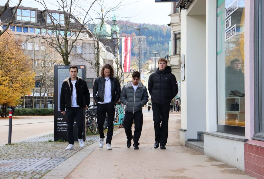 Untiled.jpg Untiled.jpg