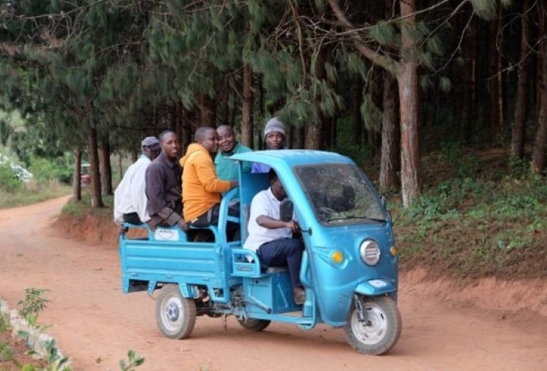 Eine-Welt-Gruppe Schlins/RÃ¶ns