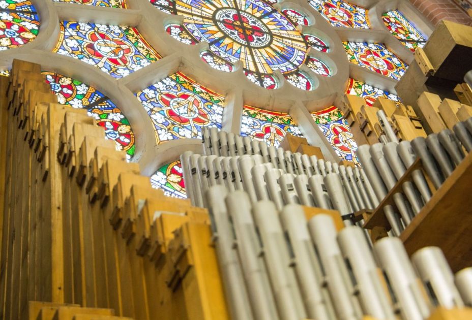 Herz Jesu Kirche Bregenz mit Orgel