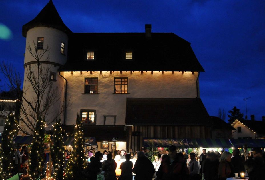Junker-Jonas-Schlössle-Götzis-Weihnachtsmarkt(c)Veronika-Hotz Junker-Jonas-Schlössle-Götzis-Weihnachtsmarkt(c)Veronika-Hotz