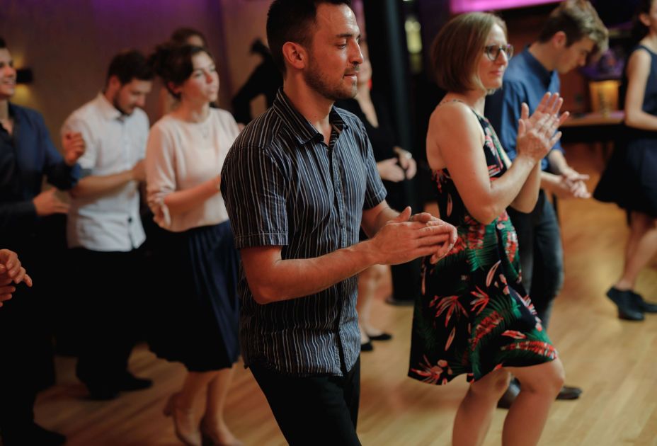 TS Hieble TALOU Line Dance.jpg TS Hieble TALOU Line Dance.jpg