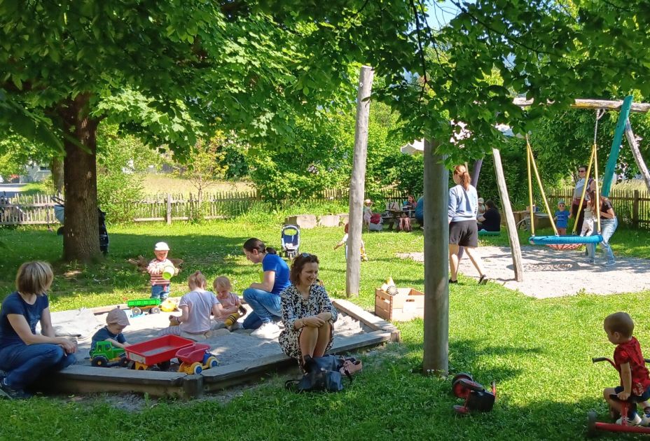 Familien im Familiencafe