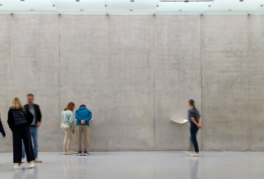AusstellungserÃ¶ffnung Cyprien Gaillard