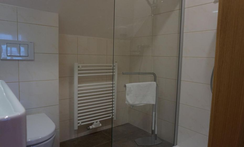 Waldrast Bed & Breakfast