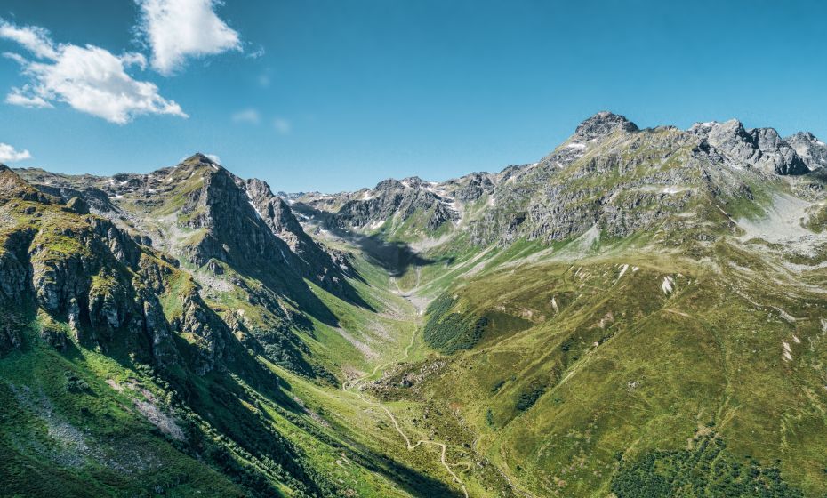 __NO_NAME__ __NO_NAME__