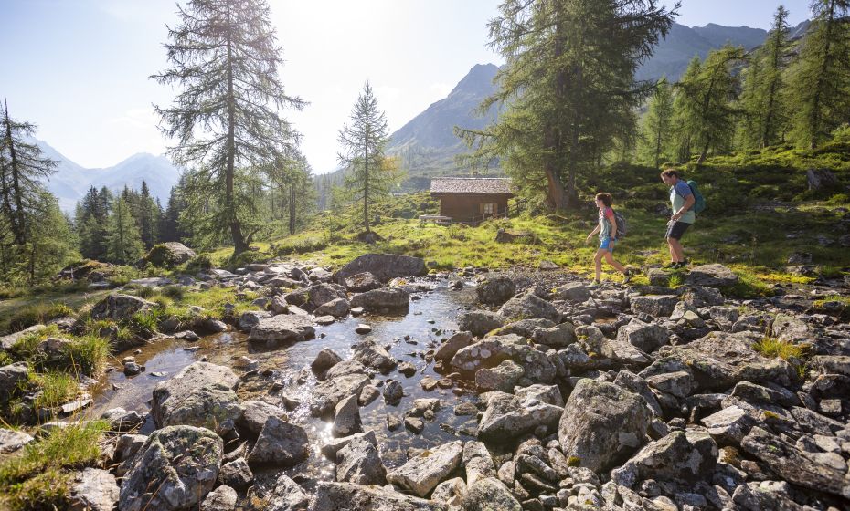 __NO_NAME__ __NO_NAME__