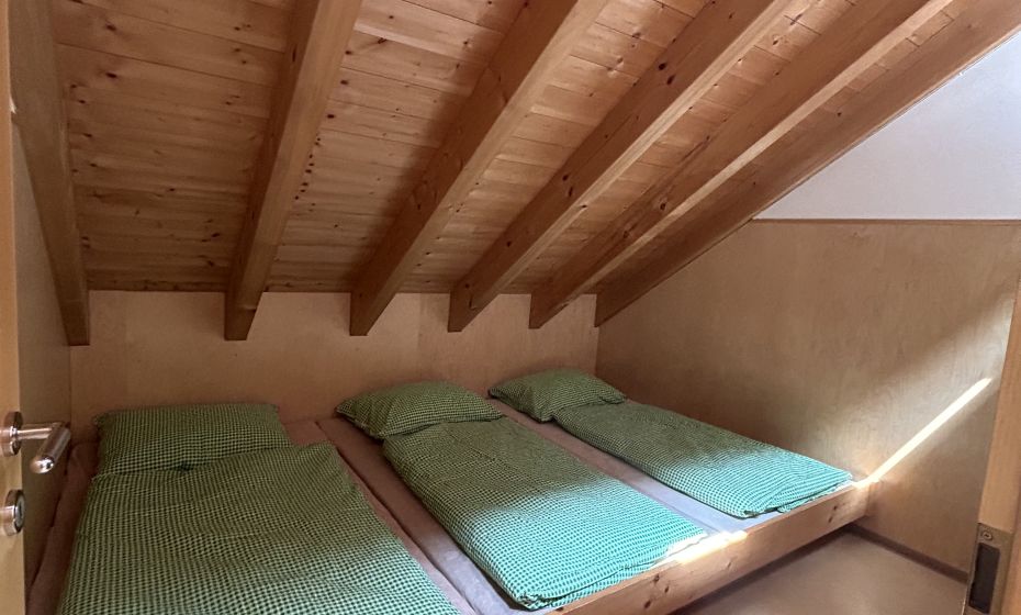 Berghaus Mattajoch, Bettlager