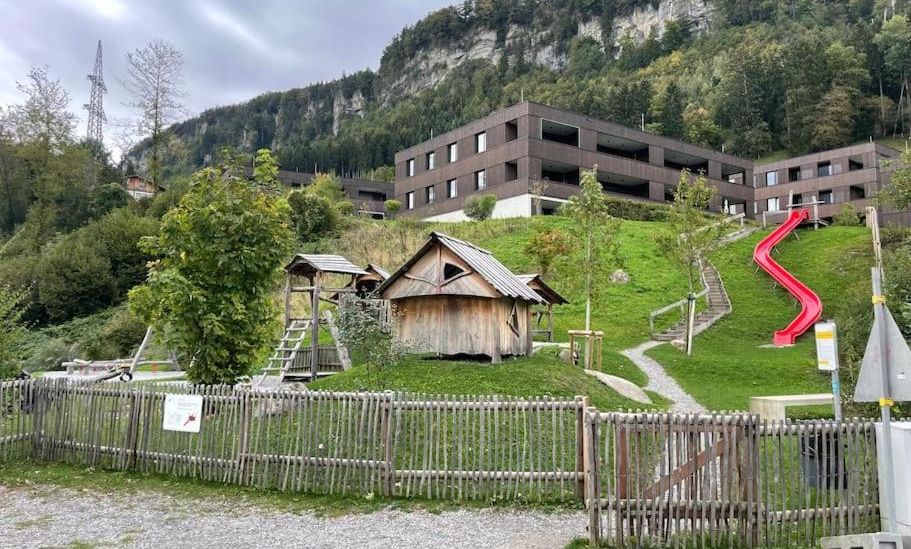 Neu renoviertes 2Zi Appartment im DG Neu renoviertes 2Zi Appartment im DG