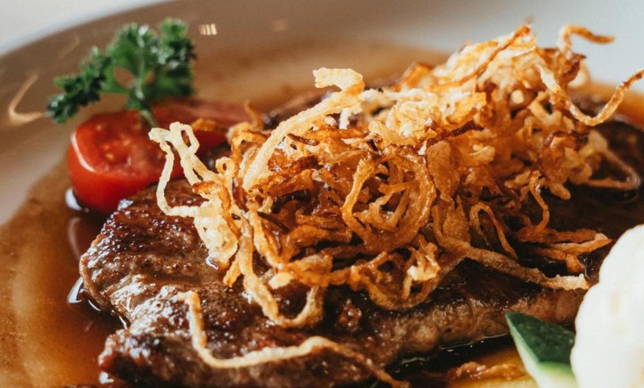 Peterhof Chalets Peterhof Chalets