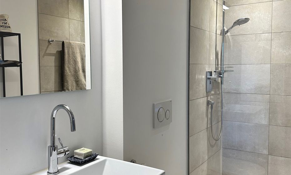 WohlfÃ¼hlapartment in SeenÃ¤he mit Garage