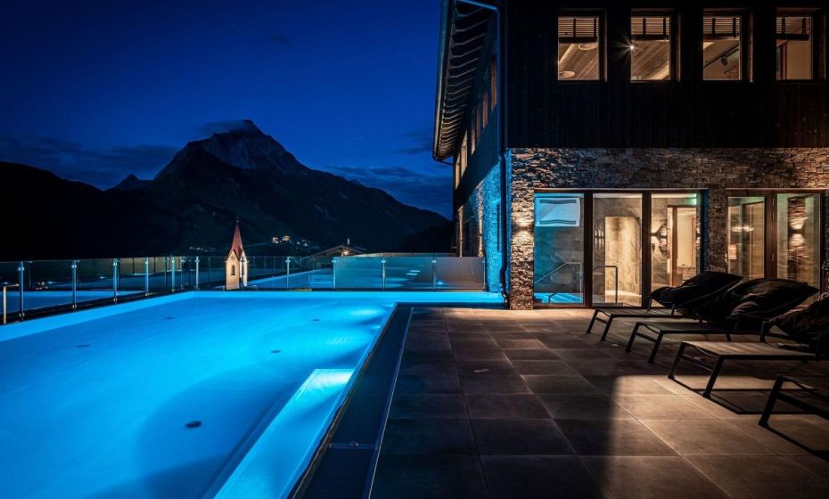 AlpenParks Arlberg Infinity-Pool AlpenParks Arlberg Infinity-Pool