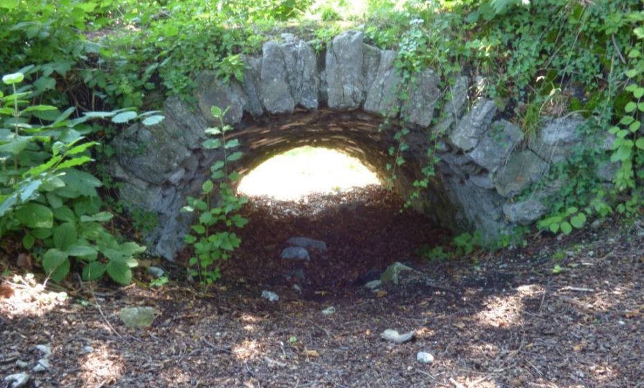 TonnengewÃ¶lbe des alten Burgaufganges