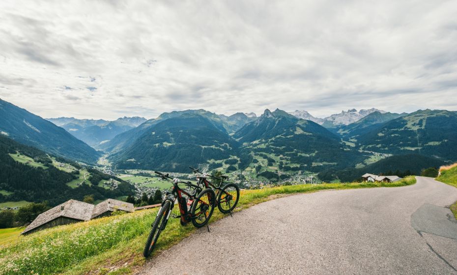 __NO_NAME__ __NO_NAME__