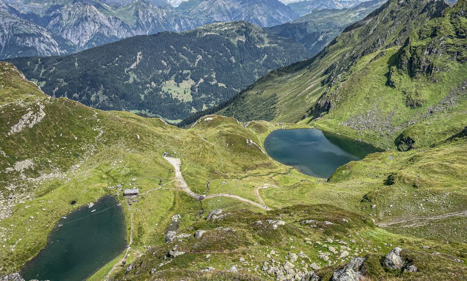 Kälbersee und Schwarzsee im Seetal Kälbersee und Schwarzsee im Seetal