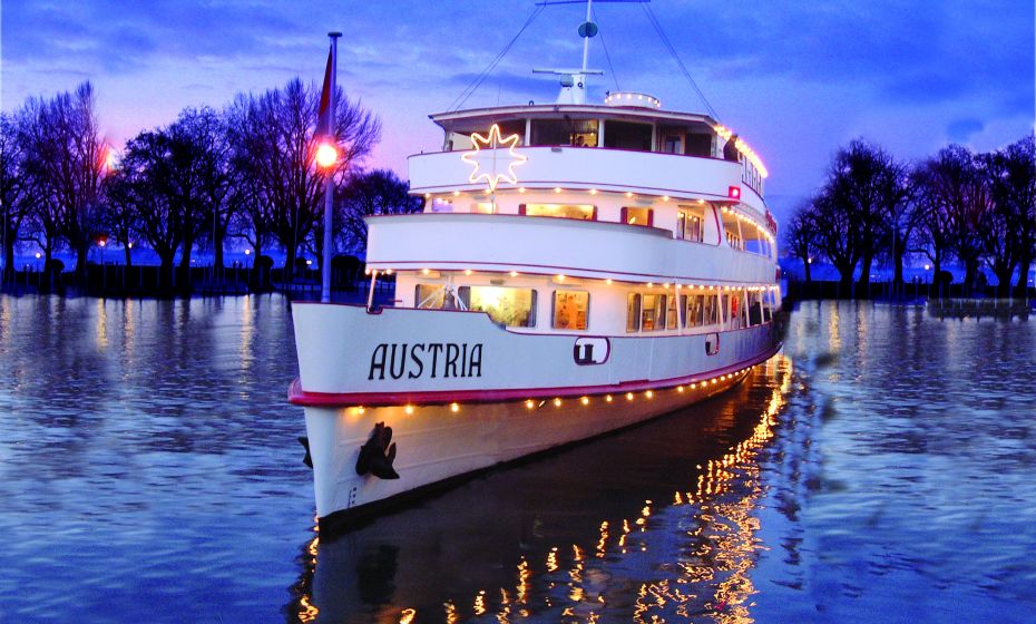MS Austria_Weihnachtsschiff_(c) Vorarlberg Lines Bodenseeschifffahrt MS Austria_Weihnachtsschiff_(c) Vorarlberg Lines Bodenseeschifffahrt