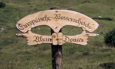 Schild Wasserscheide