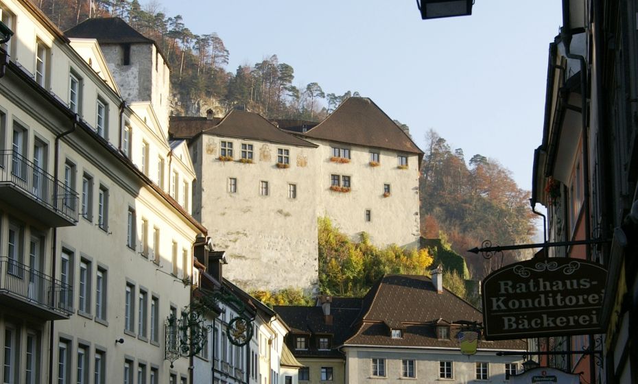 Stadtteil Neustadt mit Blick auf die Schattenburg