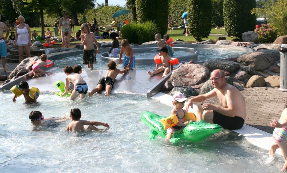 Erlebnisbad Frutzau Erlebnisbad Frutzau