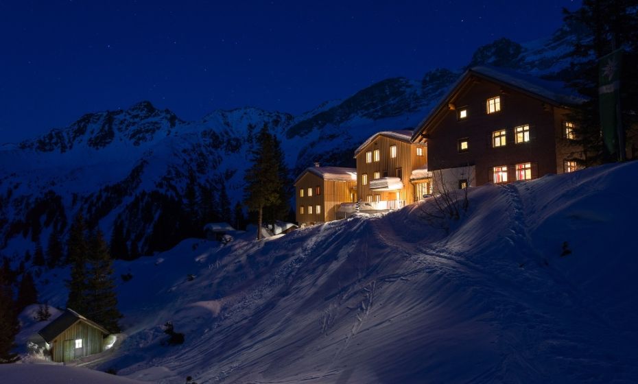 Stimmungsvolle Nacht auf der Lindauer Hütte Stimmungsvolle Nacht auf der Lindauer Hütte