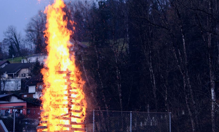 Funken Schwefel Funken Schwefel