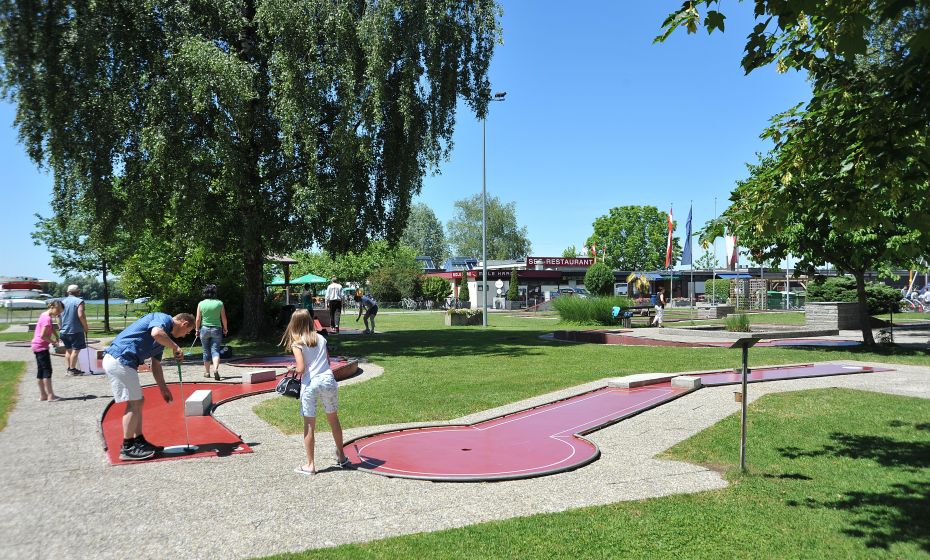 Vorarlberg Tourismus GmbH Minigolfplatz Hard