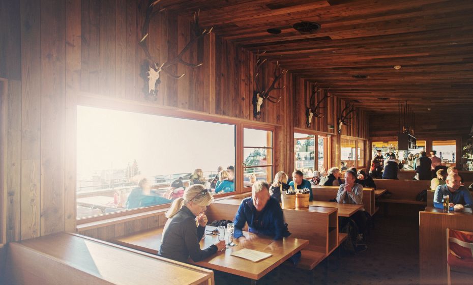 Sonnenrestaurant Falba Stuba, Laterns