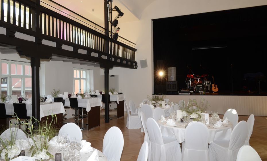 GroÃer LÃ¶wensaal_Foyer / Michael Gunz