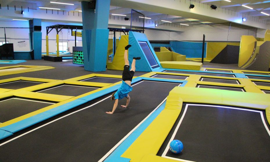 @HIGHMATRAUSCH_Trampolin_6k.jpg @HIGHMATRAUSCH_Trampolin_6k.jpg