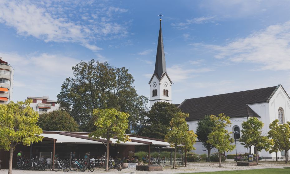 CafÃ© am See, Hard