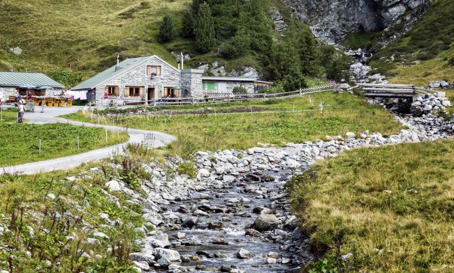 Einkehrmöglichkeit Verbellaalpe Einkehrmöglichkeit Verbellaalpe